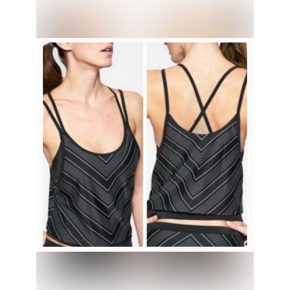 Athleta Black and White Chevron Striped Tankini Top Size 36 B/C